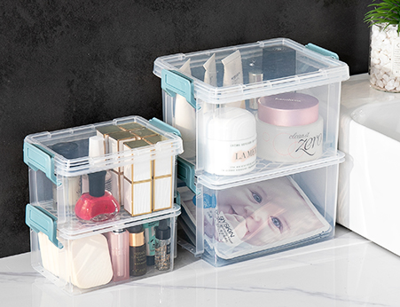 Plastic Storage Factory